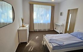 Rodinny Apartman U Kuby