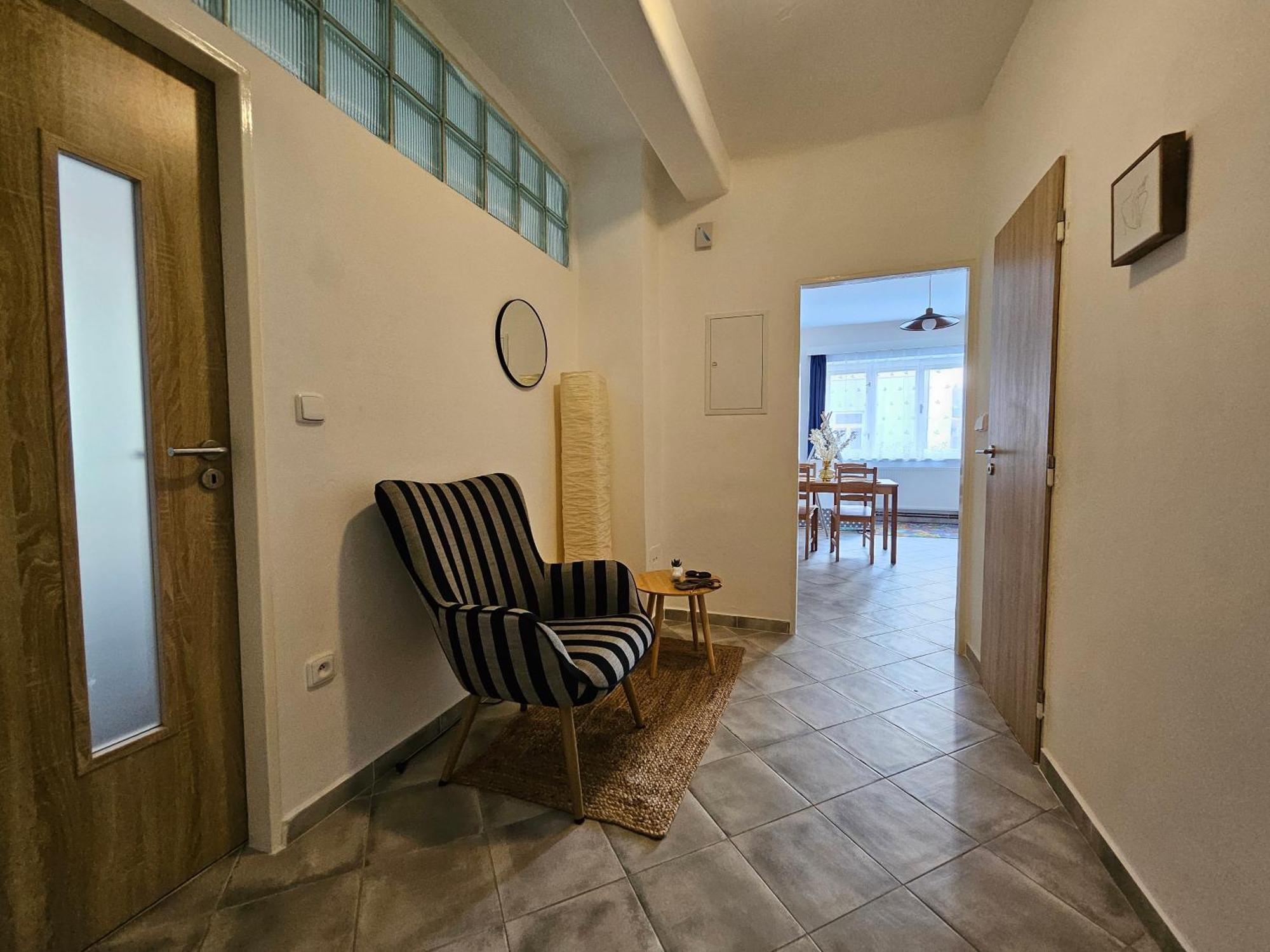 Rodinny Apartman U Kuby Chlumec nad Cidlinou Exteriér fotografie