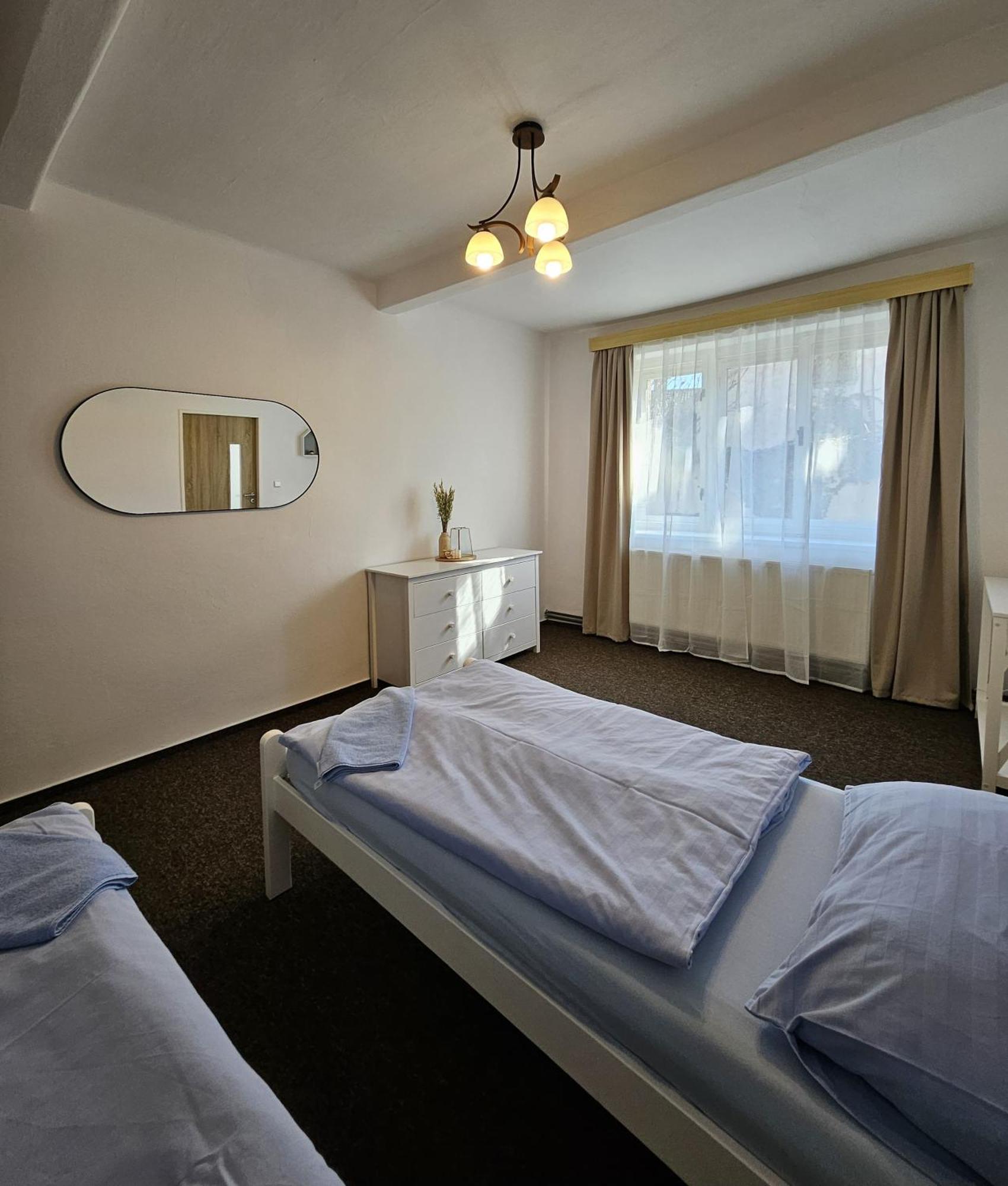 Rodinny Apartman U Kuby Chlumec nad Cidlinou Exteriér fotografie